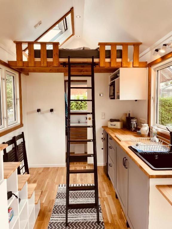 TINY HOUSE FLEESENSEE - Ruhe und Entspannung direkt am See Göhren-Lebbin Exterior foto